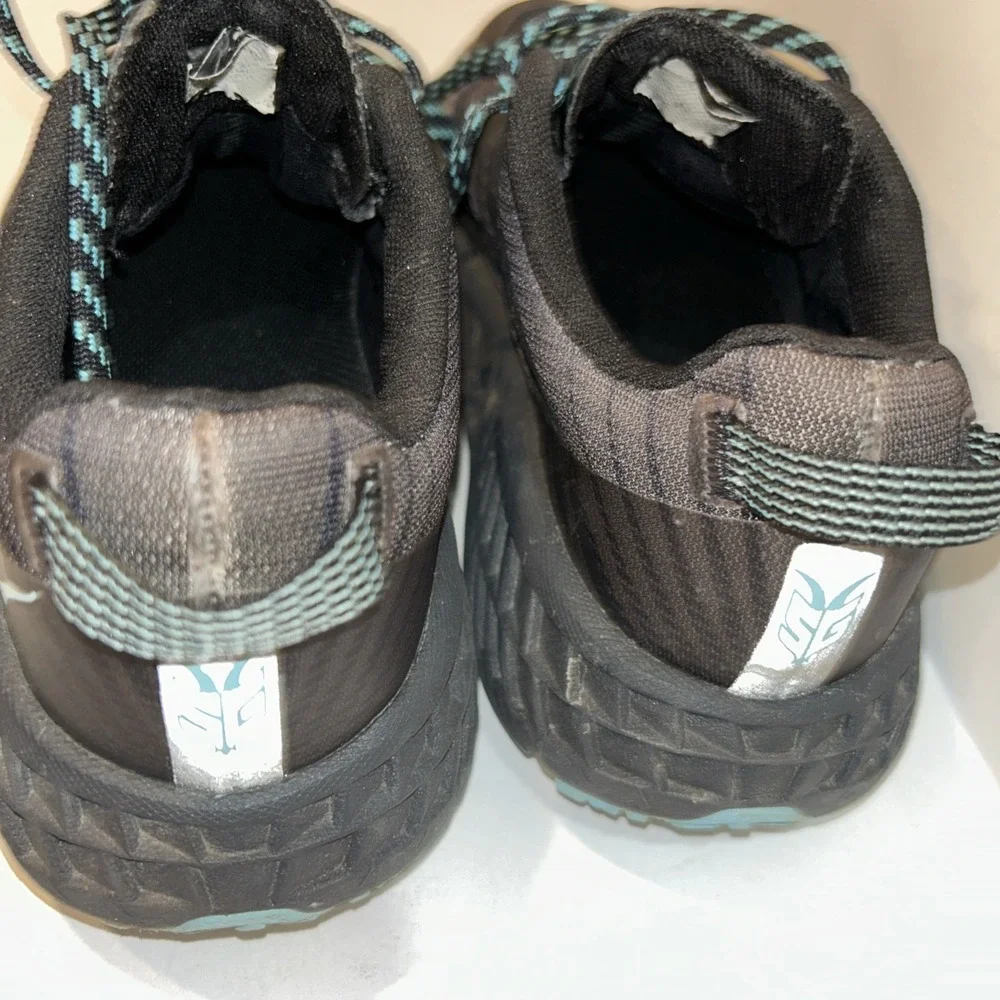HOKA ONE ONE Speedgoat 4 GoreTex Vibram Running trail sneaker Shoes Women sz 7.5